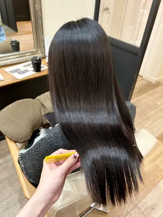 ロング 松尾 遥花のヘアスタイル