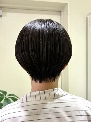 ショート sana/レイヤー /ボブ/透明感カラーのヘアスタイル