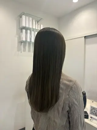 ロング 加賀谷 乙葉のヘアスタイル