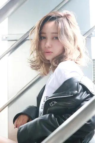 セミロング Mika Haraguchiのヘアスタイル