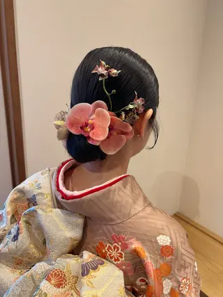 ロング ヘアアレンジ ENIF ヤマグチアツコのヘアスタイル