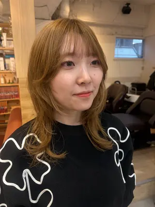 セミロング cana 札幌レイヤースタイルのヘアスタイル
