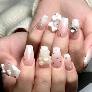 ネイル 富田 カネコのネイルデザイン