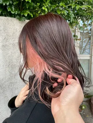 セミロング カラー 藤田 麗安のヘアスタイル