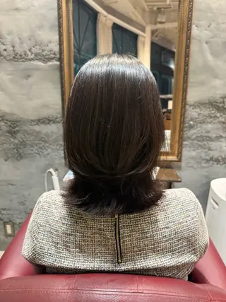 ミディアム 高橋 葵のヘアスタイル