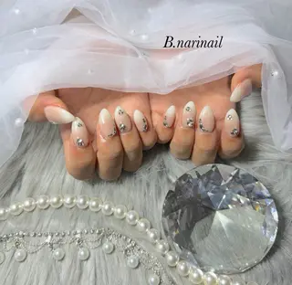 ネイル b.nari nailのネイルデザイン