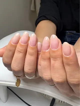 ネイル 【大人上品ネイル】 ゆい🌷のネイルデザイン