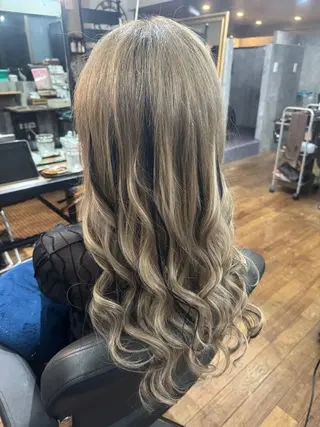 ロング 吉川 眞之亮のヘアスタイル
