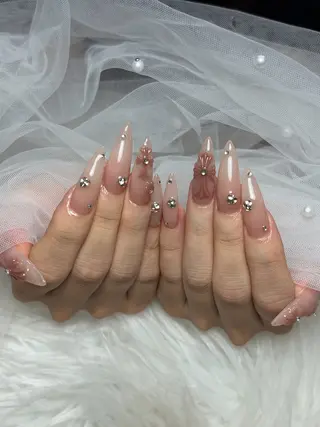 ネイル Cloudy Chan Nailのネイルデザイン