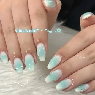 ネイル LAVISH 大和店 🤱子連れ大歓迎のネイルデザイン