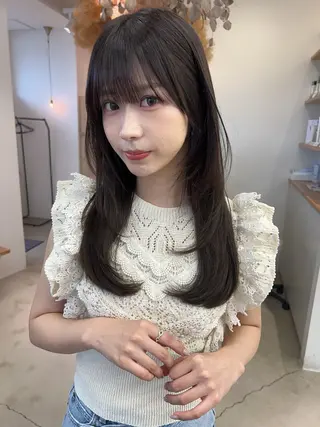 ロング vince. moekoのヘアスタイル