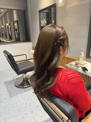 ロング カラー ヘアアレンジ ヘアセット/レイヤー 赤み消し/はるかのヘアスタイル