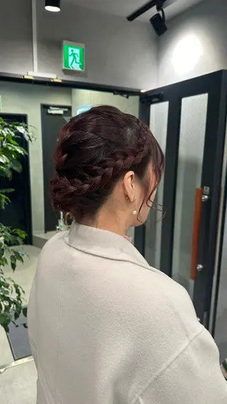 ヘアアレンジ 銀座レイヤーカット ×シースルー前髪のヘアスタイル
