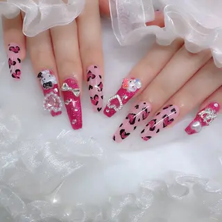 ネイル KIHO 【週一深夜ネイル】のネイルデザイン
