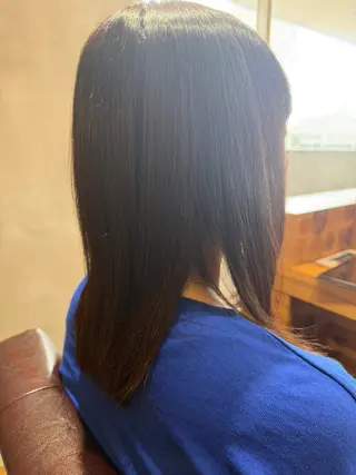 カラー 仲宗根 瑞希のヘアスタイル