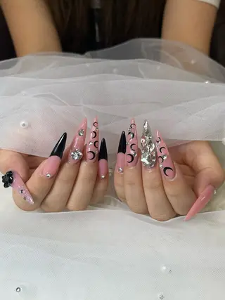 ネイル NiJi Nailsのネイルデザイン