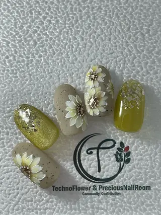 ネイル precious nail  roomのネイルデザイン