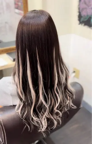 ロング カラー はやと【エクステ ×ブリーチ特化】のヘアスタイル