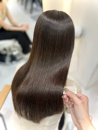 ロング カラー Zina aimiのヘアスタイル