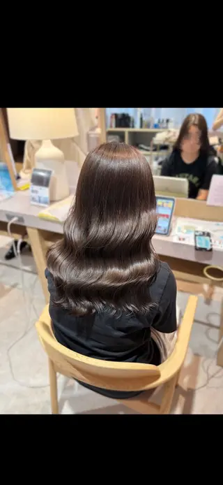 セミロング merc.🧸🫧 平山莉子のヘアスタイル