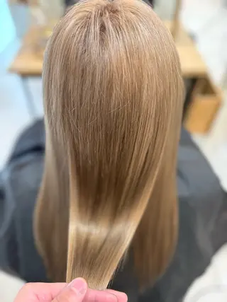 セミロング カラー 【透け感カラー】 沖田航祐のヘアスタイル