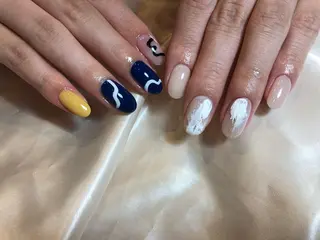 ネイル パラあり！フィルイン 美フォルムのネイルデザイン
