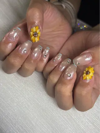 ネイル 藤原 亜里沙のネイルデザイン
