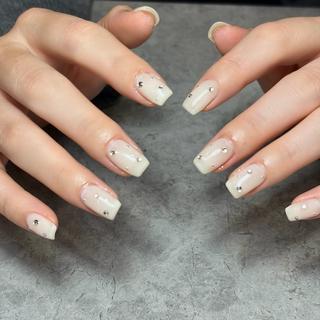ネイル &Nail: アンドネイルコロンのネイルデザイン