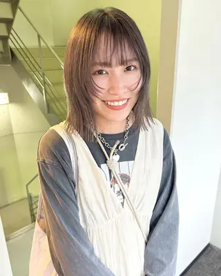 ショート カラー パーマ ヘアアレンジ デザインカラー/ボブ ブリーチカラー/ユリのヘアスタイル