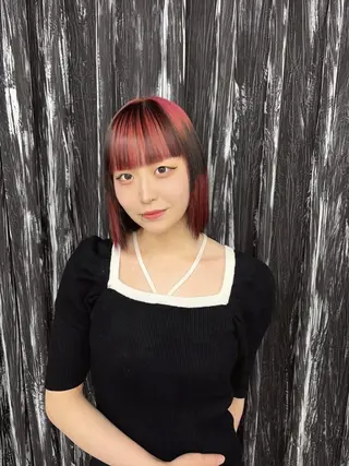 ミディアム ブリーチカラー×レイ ヤー/SHIZUKUのヘアスタイル