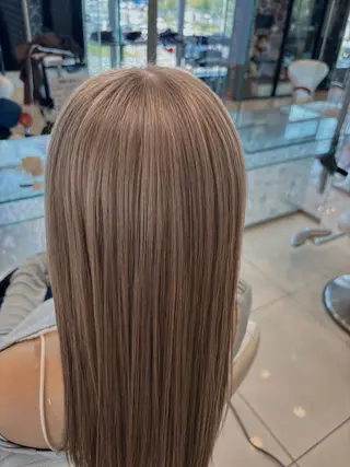 カラー 駒ケ嶺 梓のヘアスタイル