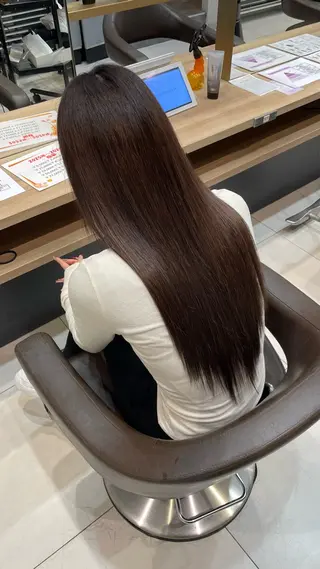 ロング 苗村 梨愛のヘアスタイル