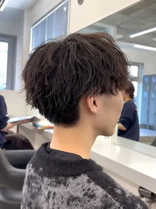 ショート パーマ メンズ なりたひろと / フェザーパーマのヘアスタイル