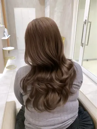 セミロング カラー ヘアアレンジ 赤み消し🫧韓国ヘア 🫧藤岡誠也のヘアスタイル