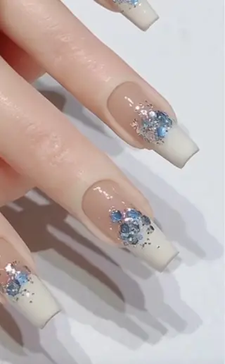 ネイル Hina ネイルサロンのネイルデザイン