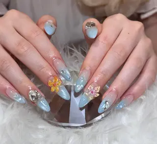 ネイル Anmi Nail 新宿のネイルデザイン