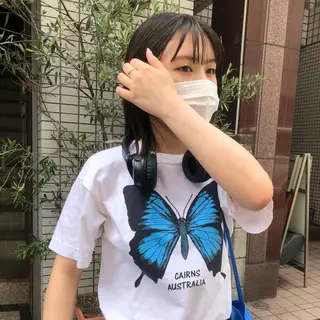 ミディアム ミルクティーベージュ /ブリーチ/Wカラーのヘアスタイル