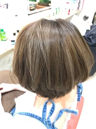 ショート カラー 小倉 聖也のヘアスタイル