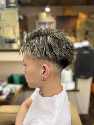 カラー パーマ メンズ 生駒のパーマ達人 FEELけんけんのヘアスタイル