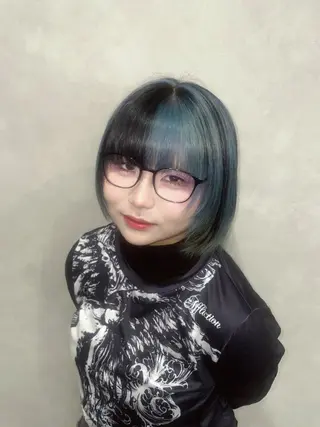 ショート カラー ハイトーンカラー 💚りょうか💚のヘアスタイル