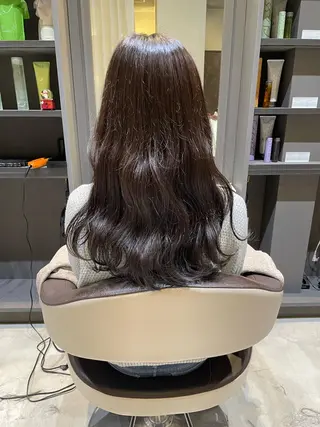 ロング 近野 美月のヘアスタイル