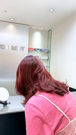セミロング カラー akari / ミディアムパーマのヘアスタイル