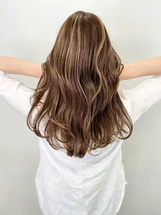 ロング カラー レイヤーカット 赤み消し　店長/大和のヘアスタイル