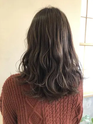 ロング カラー 唐澤 千尋のヘアスタイル