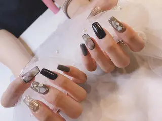 ネイル Tinaネイル 難波のネイルデザイン