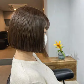 ミディアム カラー akane/ボブ /ブラウンベージュのヘアスタイル