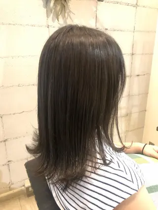 ミディアム カラー ひろせ かなのヘアスタイル