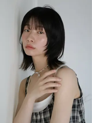ミディアム 濱川 麻帆のヘアスタイル