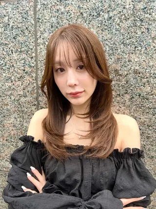 セミロング カラー ブリーチしない暖色 カラー🥀杉 優菜のヘアスタイル