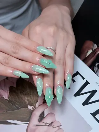 ネイル Eli Muse 新宿ネイルのネイルデザイン